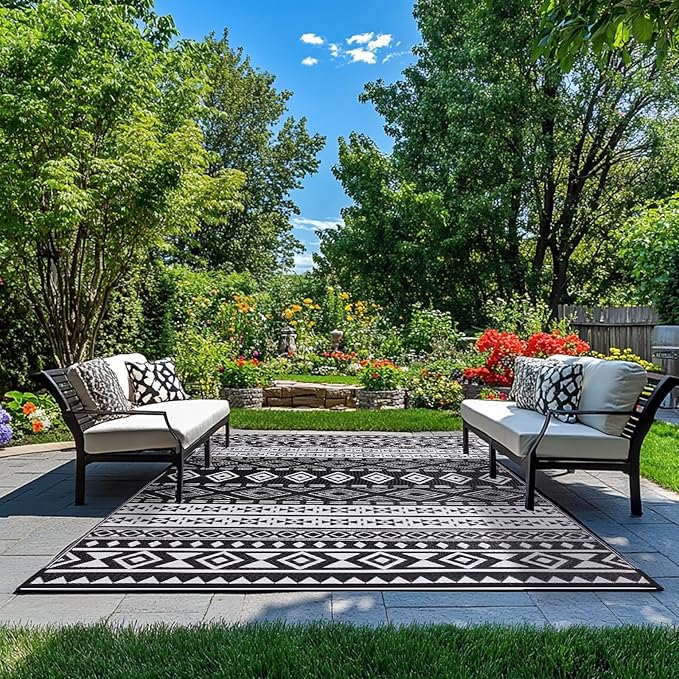 WILDROOTS 9x12 Feet Black and White Plastic Outdoor Rug, Stain Resistant Waterproof Reversible Outdoor Patio Rug, Fade Resistant Camping Rug