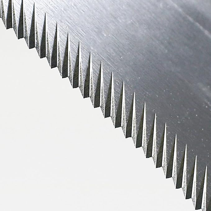 KAKURI Japanese Sickle Garden Tool 6.7" [Serrated Blade] Made in Japan, Garden Sickle for Harvesting and Weeding, Razor Sharp Japanese Stainless Steel Blade