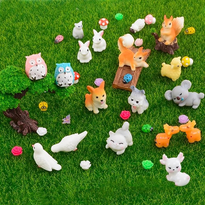 150 Pcs Mini Resin Animals Miniature Animals Figurines Tiny Resin Animals Small Animals Figures Mini Animals for Garden Décor Micro Landscape Ornaments Kit Fairy Garden Dollhouse Accessories