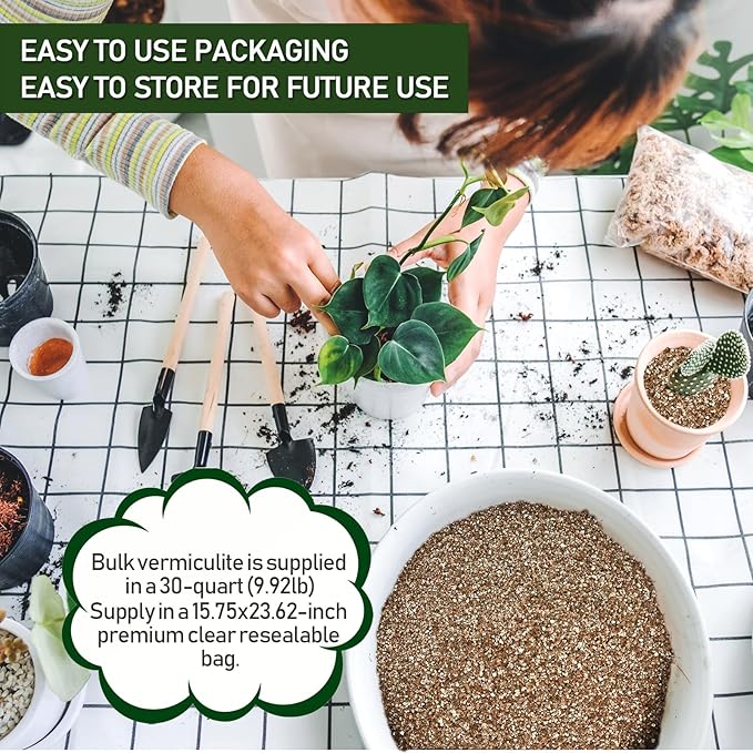 30QT Horticultural Vermiculite Bulk, Organic Vermiculite for Plants, Course Grade Vermiculite for Gardening, for houseplants, for Mushrooms, to Maintain Soil Moisture and Plant Growth(2-4mm)