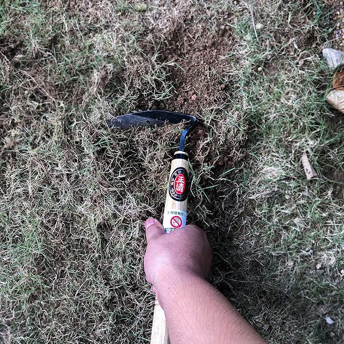 Kana Hoe 217 Japanese Garden Tool - Hand Hoe/Sickle is Perfect for Weeding and Cultivating. The Blade Edge is Very Sharp. (Beige-023)