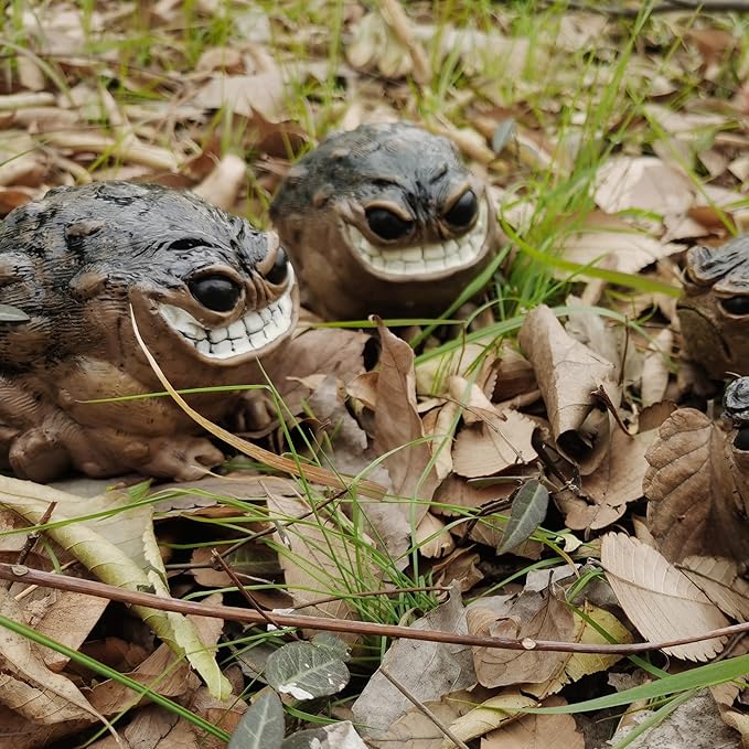 Weird Ugly Funny Monster Frog Obese Toad Garden Accessories Quirky Outdoor Accents Decorative Statue Novelty Home Office Sculpture Unique Gift