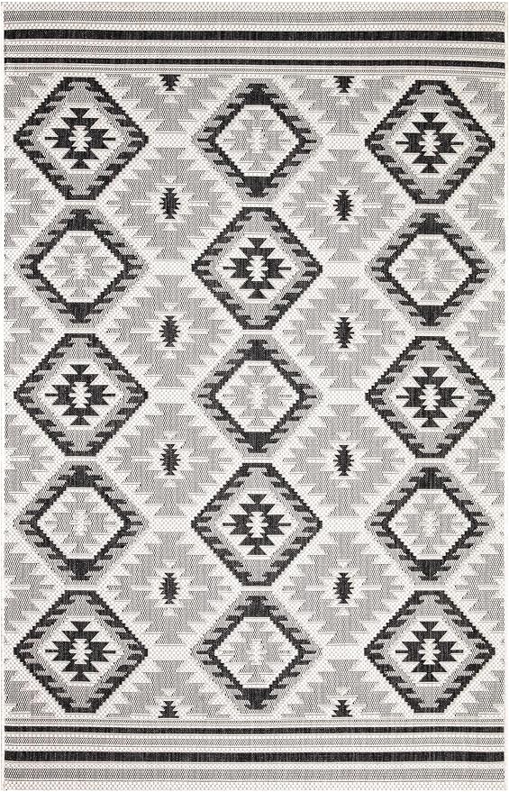 Keen Home Design Outdoor Runner Rug - 6x9 Washable Indoor/Outdoor Rug for Patio, Balcony, Kitchen, Garden, Beach, Deck and Porch. Size: 6'7" x 9'2"